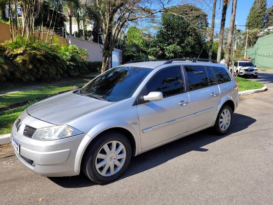 RENAULT MEGANE 1.6 DYNAMIQUE GRAND TOUR 16V FLEX 4P MANUAL